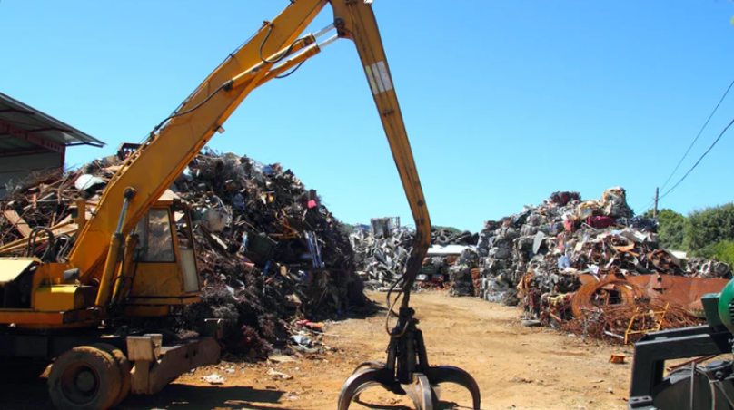 Efficient Ways to Move Scrap Metal After Demolition