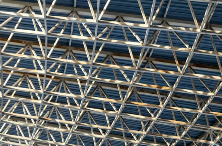 Sustainable and Durable Construction: Prefab Steel vs. Traditional Materials